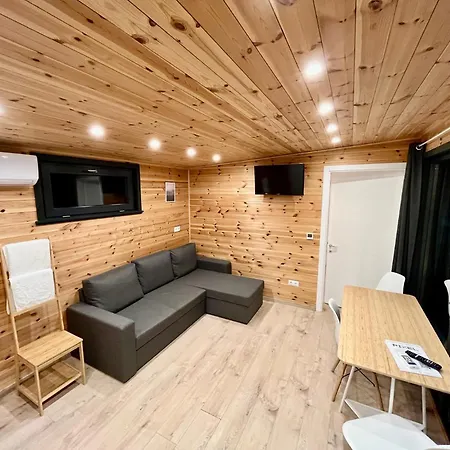 Pixel - Tiny Campus Vila Tîrgu Secuiesc